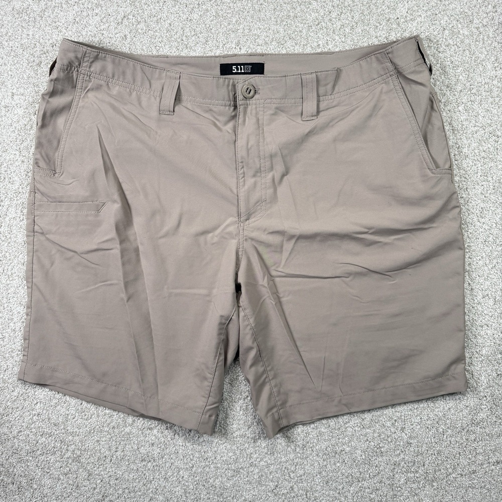 5.11 Tactical Shorts Mens Size 42 Tan Beige Flex Stretch Golf Hiking‎ 73351